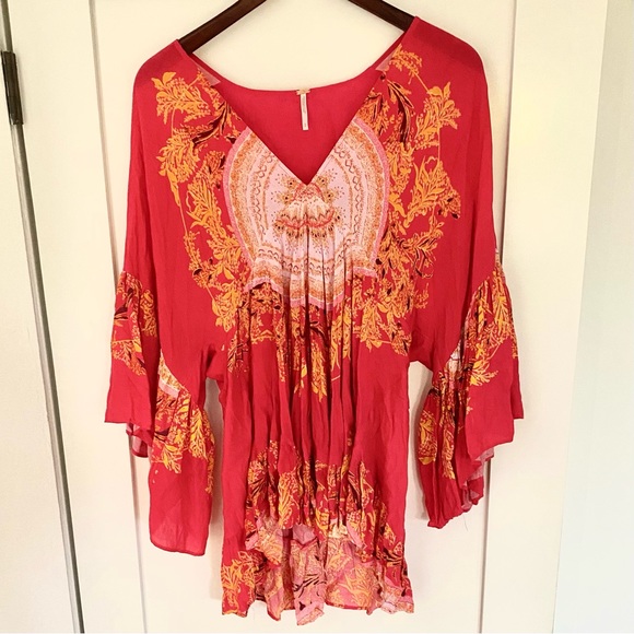 Free People Sunset Dreams Printed V Neck Ruffle Bell
Sleeve Tunic - Top Size S - Picture 3 of 8